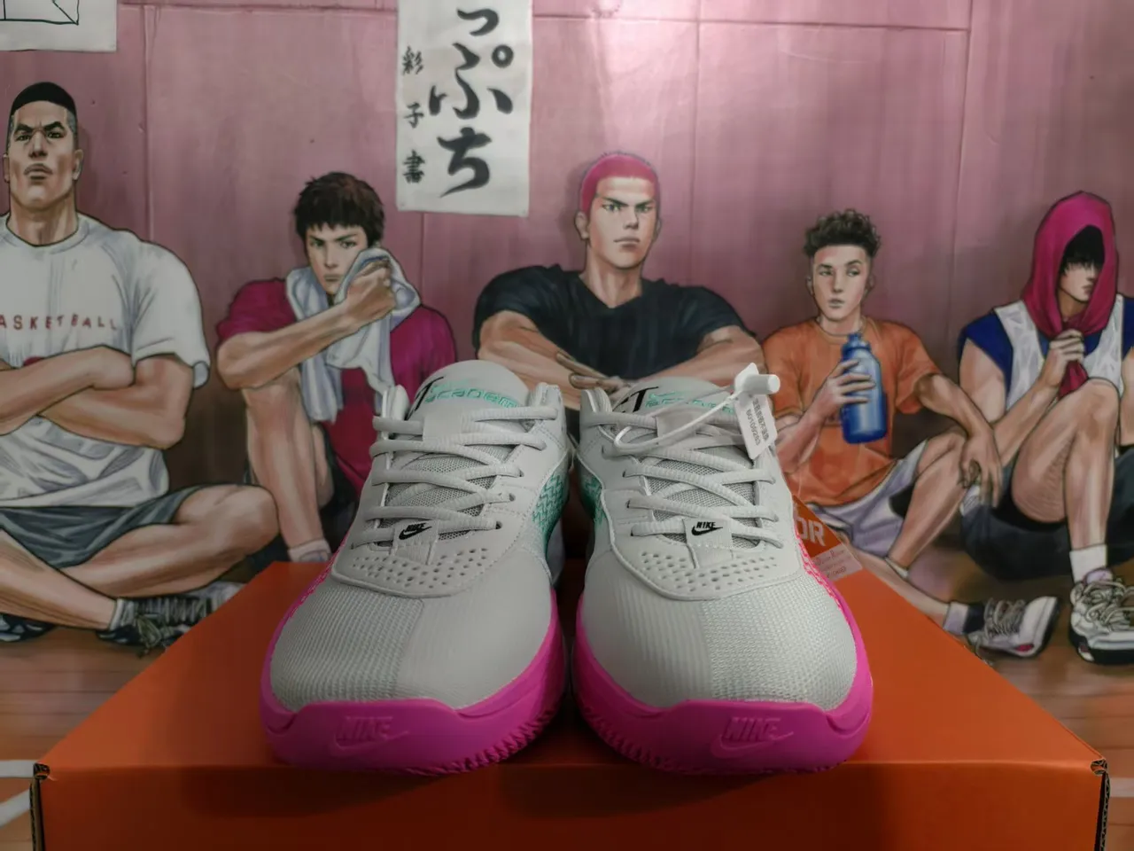 Nike Gray Pink Teal Mesh Upper Color-Blocked Outsole Lifestyle Sneakers