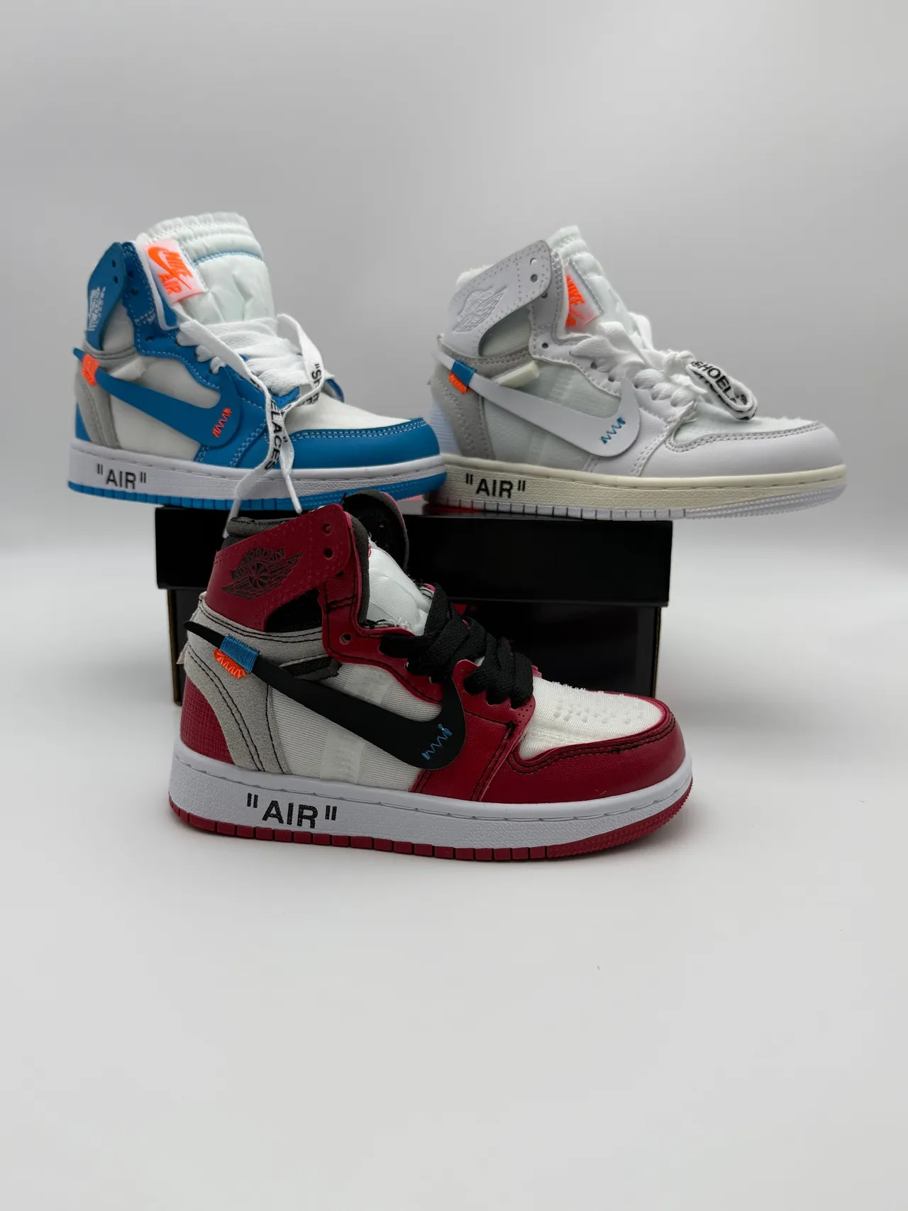 Air Jordan 1 Red White High-Top Perforated Toe Basketball Shoes