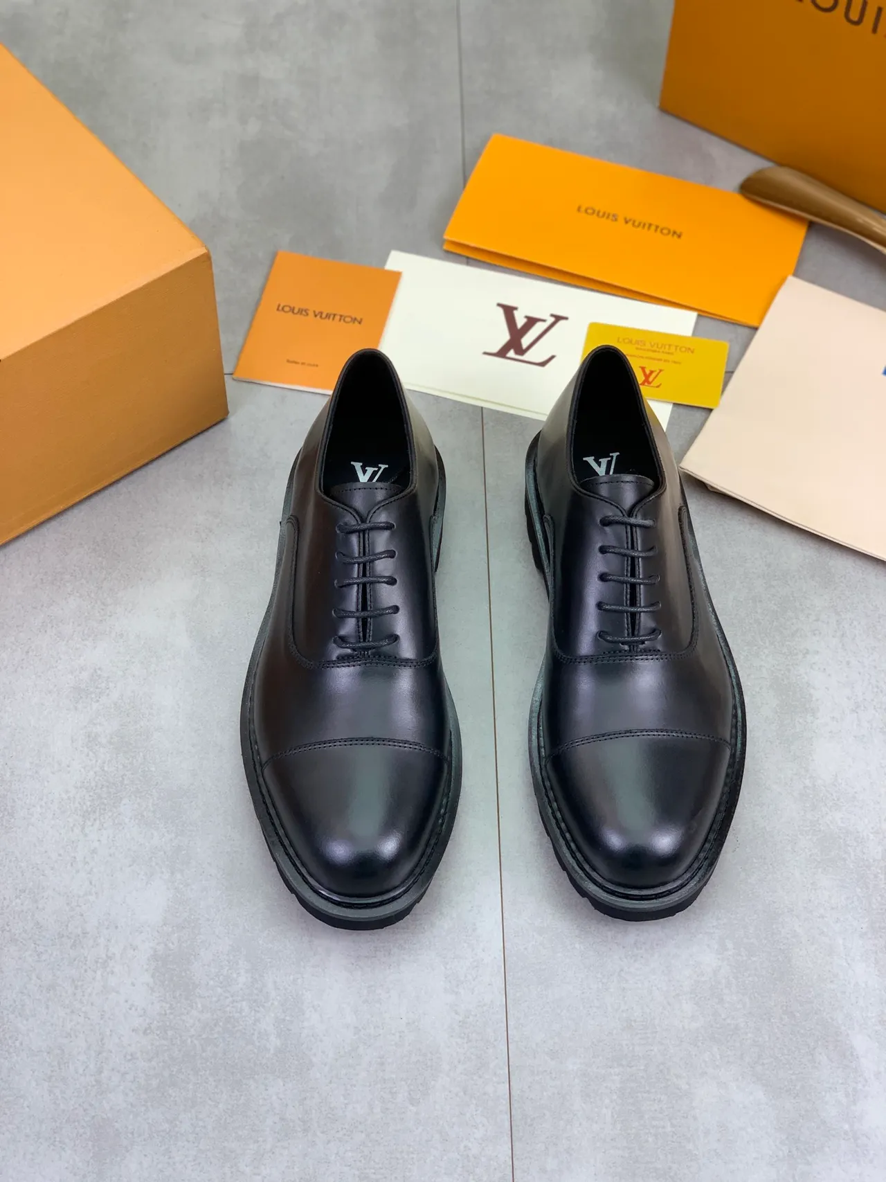Louis Vuitton LV Trail Cap-Toe Black Leather Oxford Shoes
