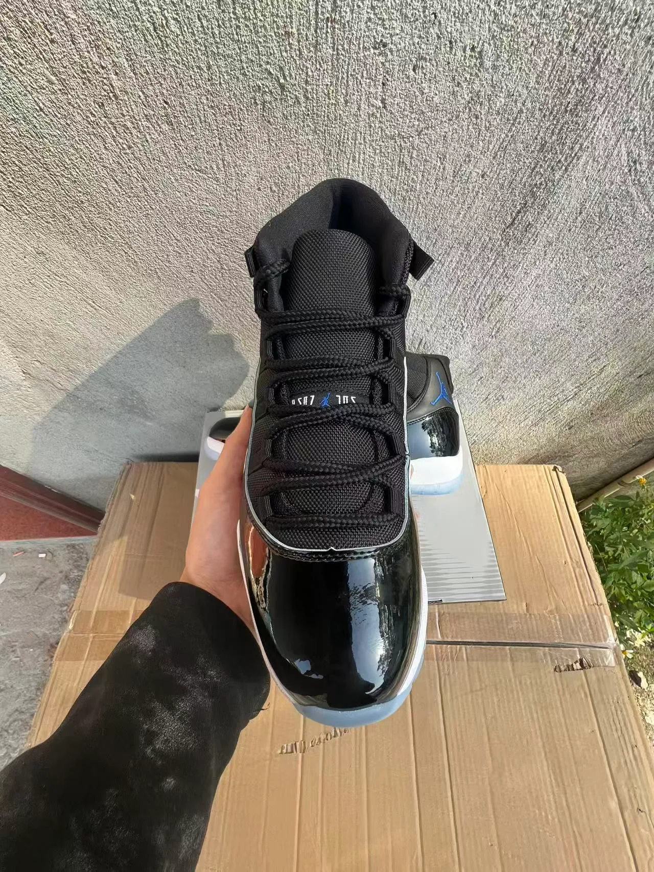 Air Jordan 11 Black White Icy Blue Basketball Shoes