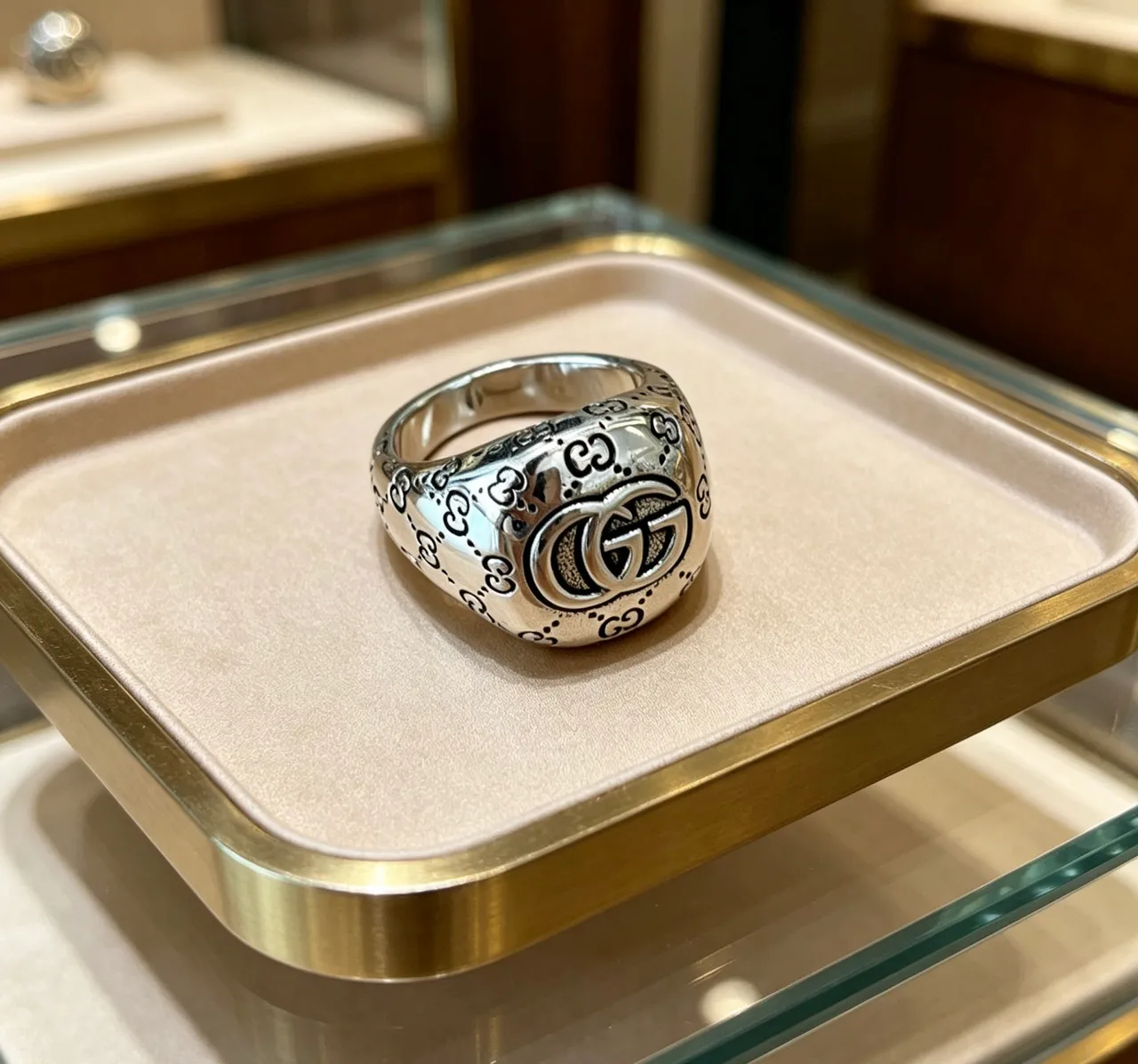 Gucci Silver Black Monogram-Engraved Signet-Style Ring
