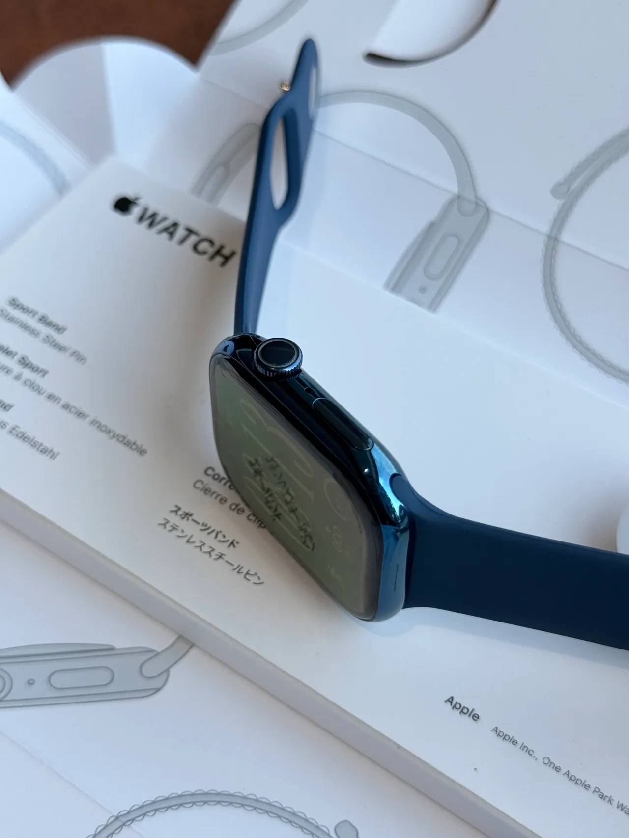 Apple Blue Black Square Case Flat Display Sports Watch