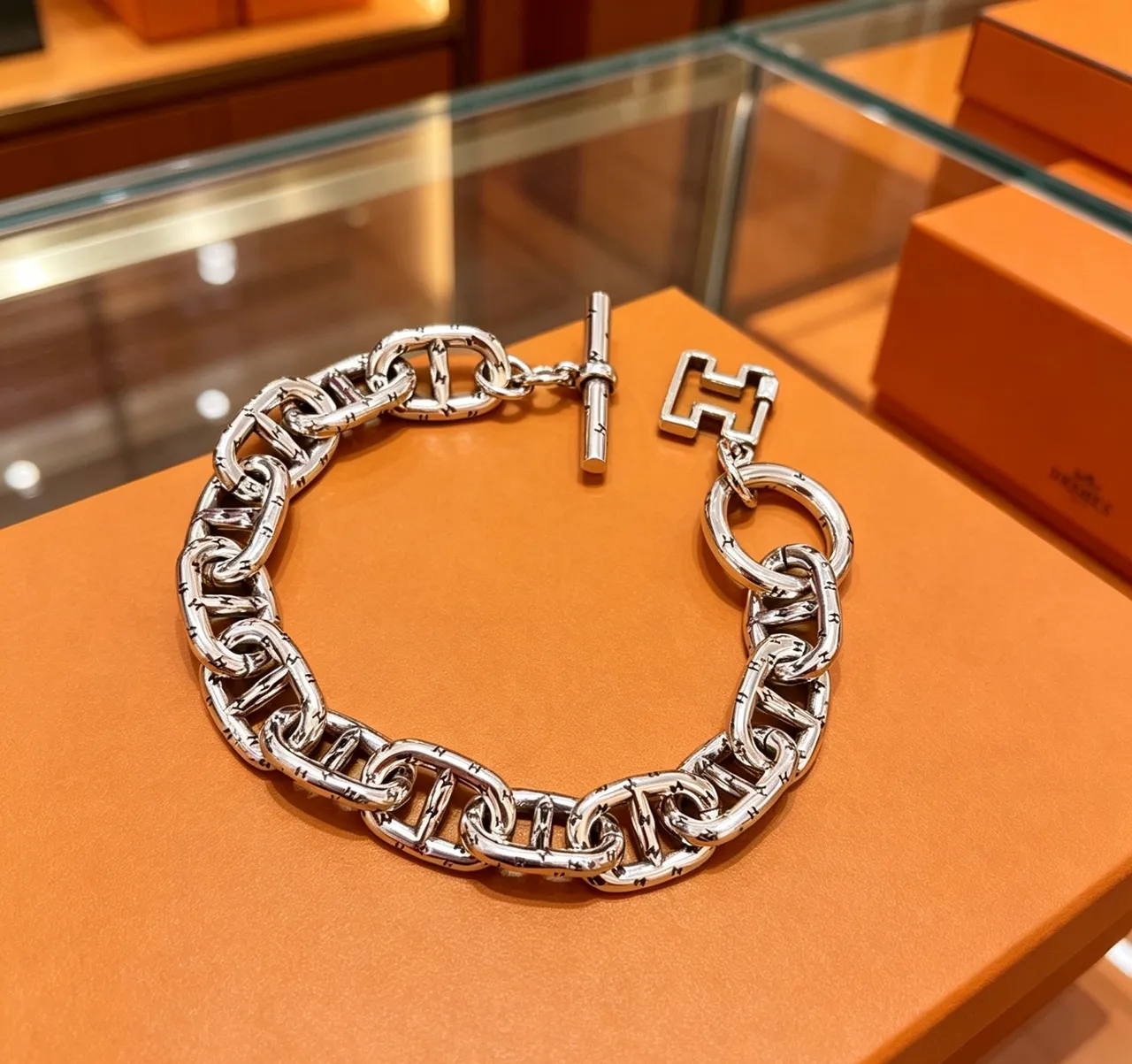 Hermès Chaine d'Ancre Engraved H Motif Silver Bracelet