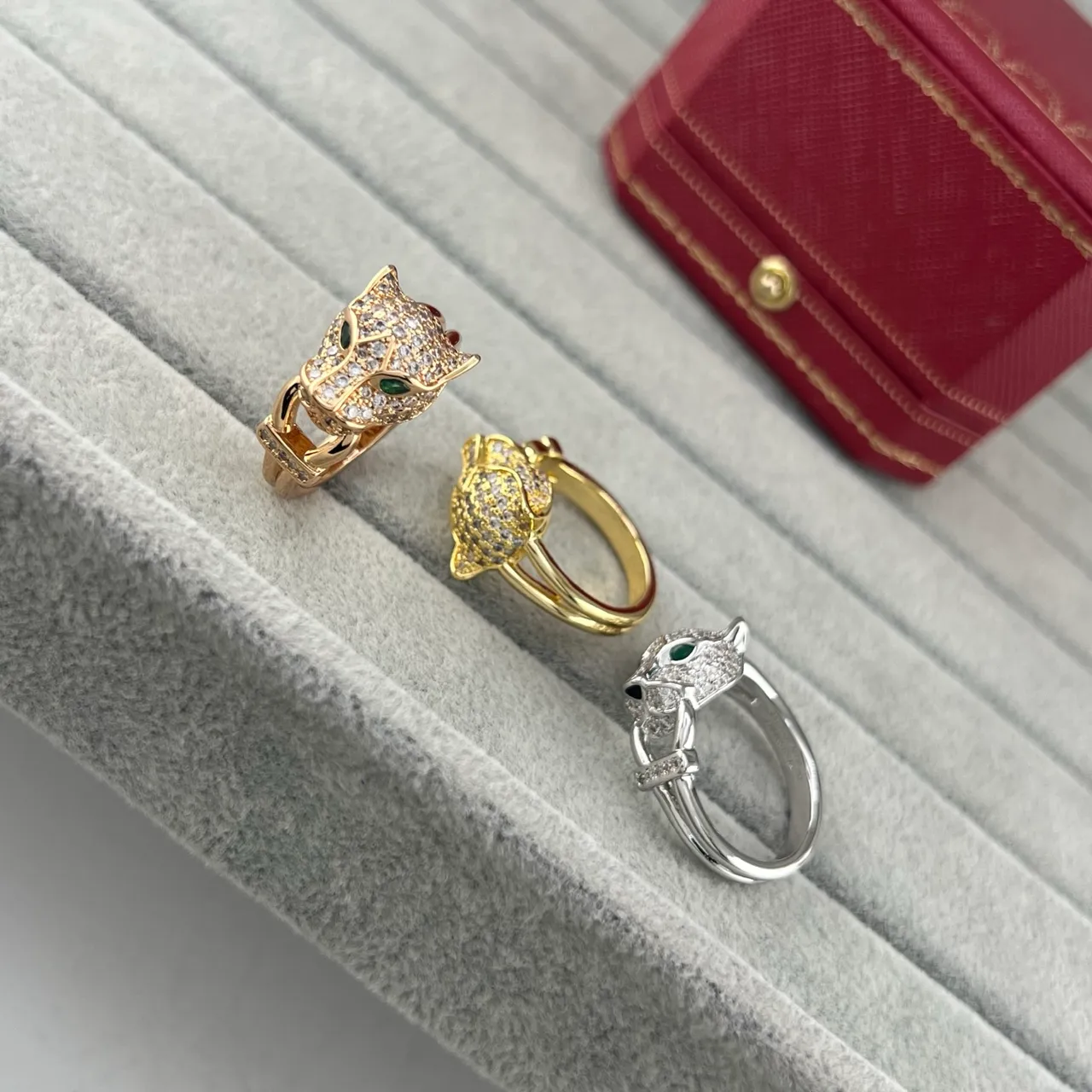 Cartier Panthère Panther Head Pavé Crystal Green Eye Ring