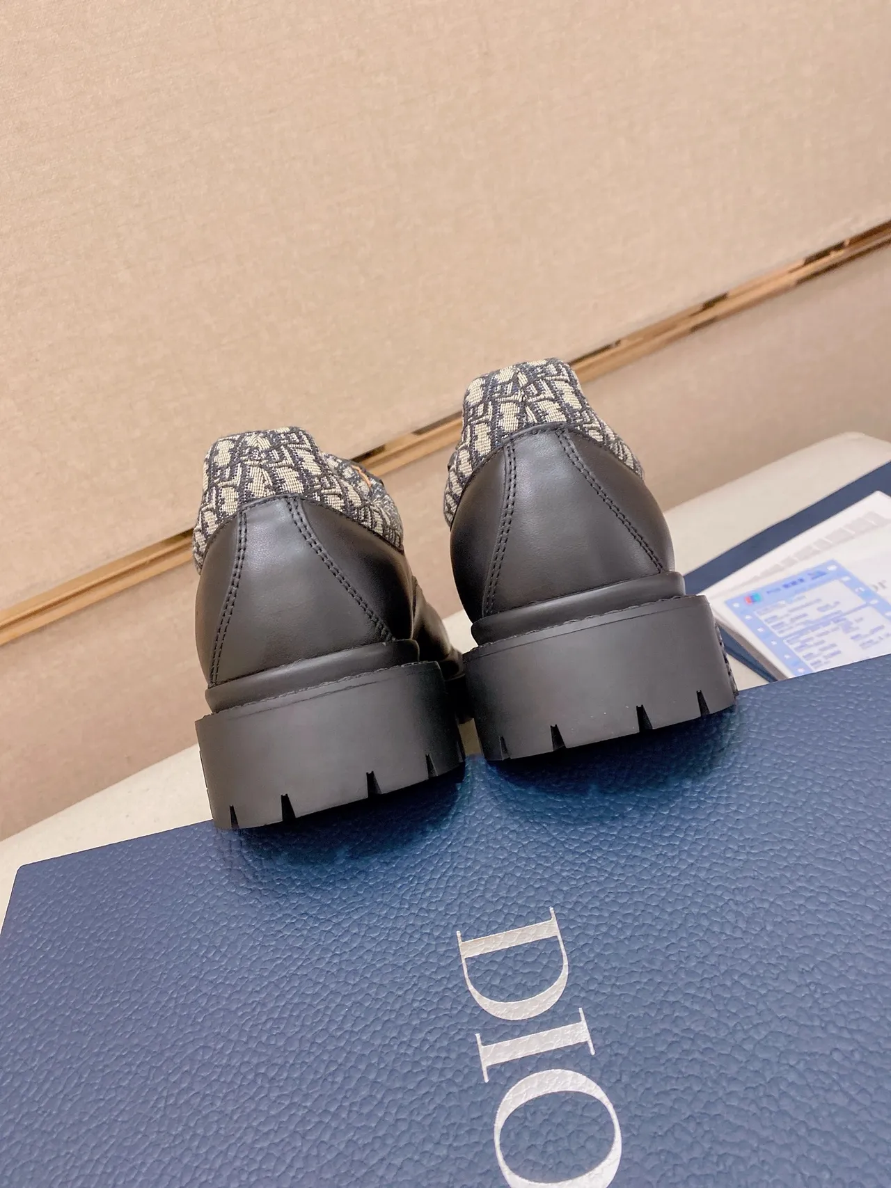 Dior B27 Gray Beige Matte Leather Upper Chunky Lug Sole Oxford Shoes