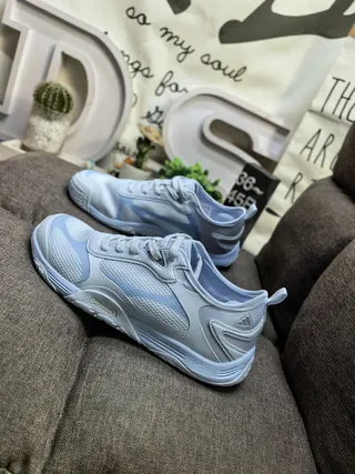 Adidas Lifestyle Sneaker Light Blue and White Mesh Low-Top Sneakers