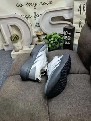 Adidas Beige Gray Engineered Mesh Upper Segmented Lightstrike Pro Midsole Lifestyle Sneakers