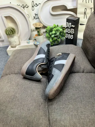 Adidas Black Gray Low-Top Leather-Suede Hybrid Upper Lifestyle Sneakers
