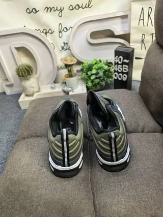 Adidas Army Green Black Layered Midsole Padded Collar Chunky Sneakers