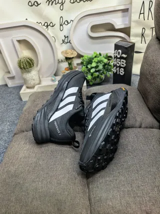 Adidas TERREX Black White Silhouette GORE-TEX Waterproofing Running Shoes