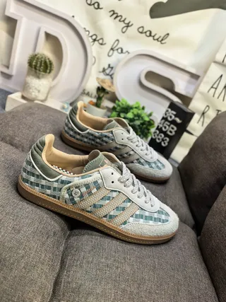 Adidas Green Beige Plaid Textile Upper Suede Heel And Toe Cap Lifestyle Sneakers