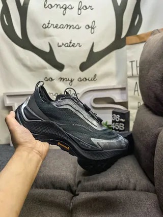 Salomon XT-6 Black Gray Chunky Trail Silhouette Mesh And Synthetic Overlay Upper Running Shoes
