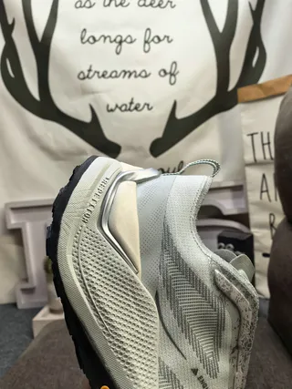 Salomon Gray Beige Mesh And Synthetic Overlay Upper Asymmetric Lacing System Running Shoes