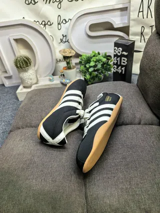 Adidas Spezial Black Beige Laceless Strap Closure Three Parallel Stripes Lifestyle Sneakers
