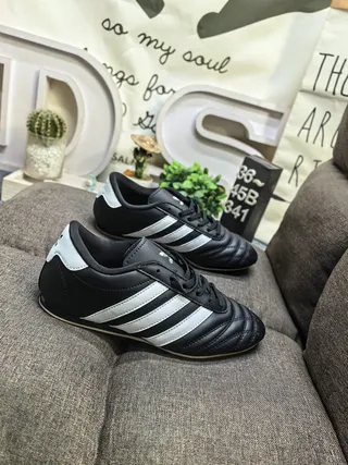 Adidas White Gray Low-Top Quilted Toe Cap Sneakers