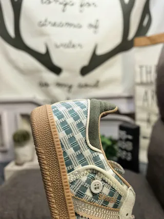 Adidas Green Beige Plaid Textile Upper Suede Heel And Toe Cap Lifestyle Sneakers
