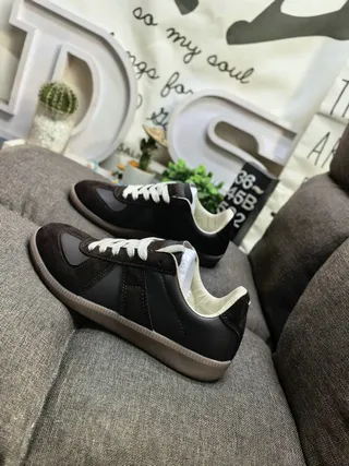 Maison Margiela Black Glossy Patent Leather Stitched Panel Construction Lifestyle Sneakers