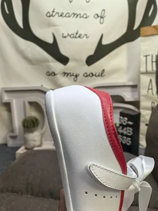 White Red Leather-Like Upper Contrast Piping Mary Jane Shoes