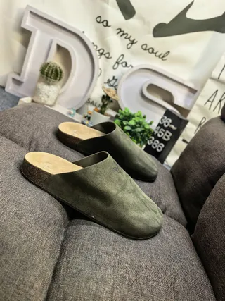 Army Green Beige Suede Upper Cork Sole Slippers