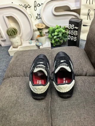 Adidas Black Beige Low-Top Embroidered Stripes Lifestyle Sneakers