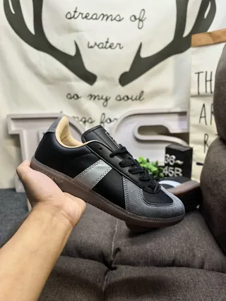 Adidas Black Gray Low-Top Leather-Suede Hybrid Upper Lifestyle Sneakers