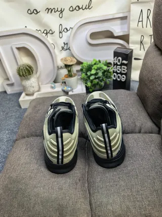 Adidas Army Green Black Layered Midsole Padded Collar Chunky Sneakers