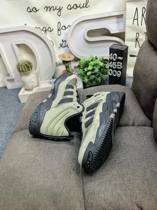 Adidas Army Green Black Layered Midsole Padded Collar Chunky Sneakers