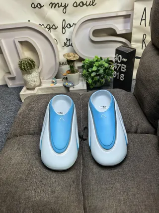 Light Gray and Blue Sculpted Foam Slip-On Slippers