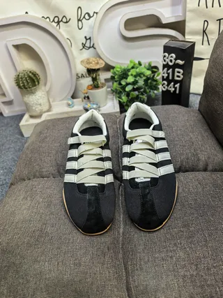 Adidas Spezial Black Beige Laceless Strap Closure Three Parallel Stripes Lifestyle Sneakers