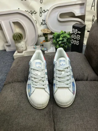 Stussy Beige Navy Low-Top Cupsole Lifestyle Sneakers