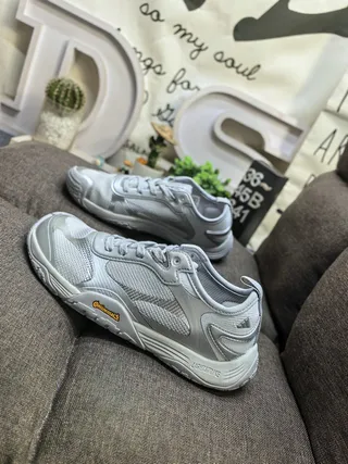 Salomon Gray White Mesh And Synthetic Overlay Upper Sculpted Wavy Midsole Lifestyle Sneakers