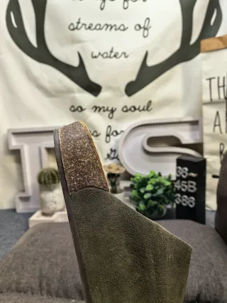 Army Green Beige Suede Upper Cork Sole Slippers