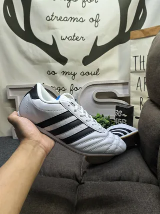 Adidas White Gray Low-Top Quilted Toe Cap Sneakers