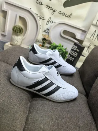 Adidas White Gray Low-Top Quilted Toe Cap Sneakers