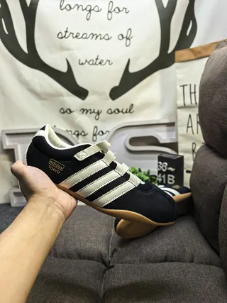 Adidas Spezial Black Beige Laceless Strap Closure Three Parallel Stripes Lifestyle Sneakers