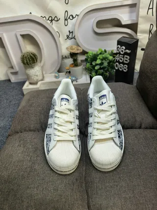 Stussy Beige Navy Low-Top Cupsole Lifestyle Sneakers