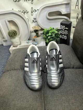Adidas Silver Beige Laceless Velcro Closure Quilted Toe Cap Indoor Soccer Shoes