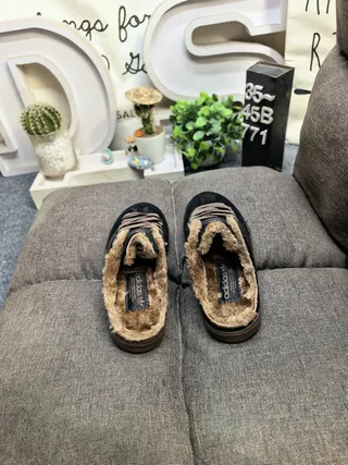 Adidas Samba Faux-Fur Lined Slip-On Lifestyle Sneakers