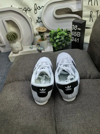 Adidas White Gray Low-Top Quilted Toe Cap Sneakers