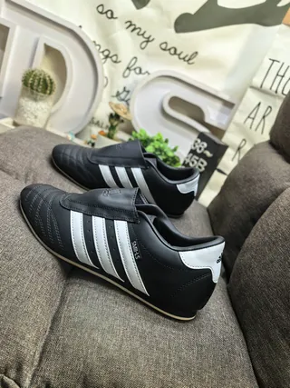 Adidas White Gray Low-Top Quilted Toe Cap Sneakers