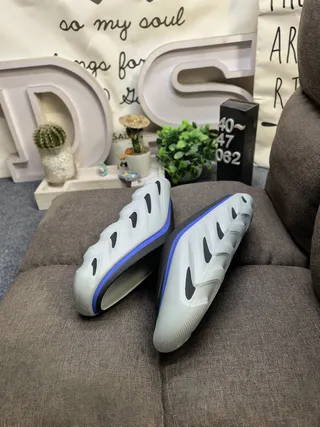 Gray and Blue Accent Molded Sole Slipper