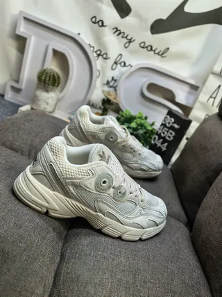 Adidas White Gray Midsole Mesh And Synthetic Overlay Construction Chunky Sneakers