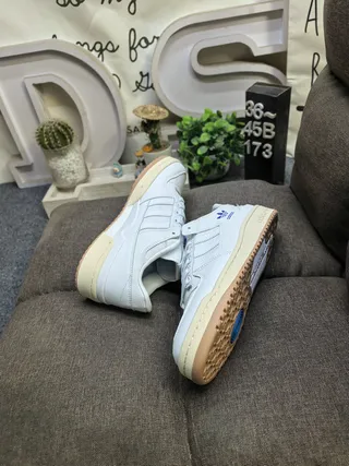 Adidas White Blue Low-Top Cupsole Lifestyle Sneakers