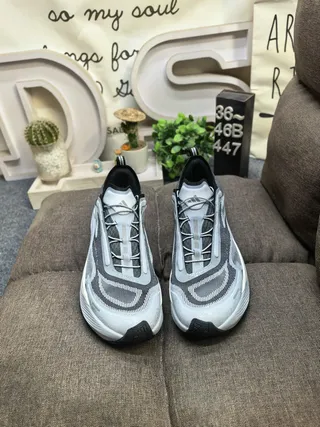 Salomon Gray Beige Mesh And Synthetic Overlay Upper Asymmetric Lacing System Running Shoes