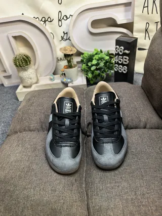 Adidas Black Gray Low-Top Leather-Suede Hybrid Upper Lifestyle Sneakers