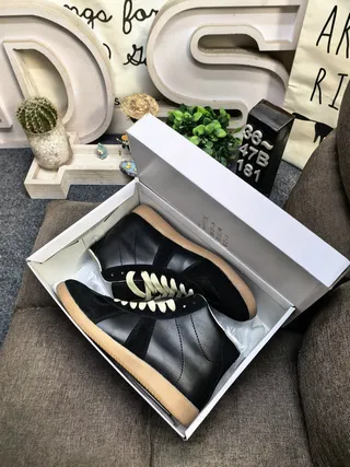 Brown Beige High-Top Leather Upper Ankle Boots