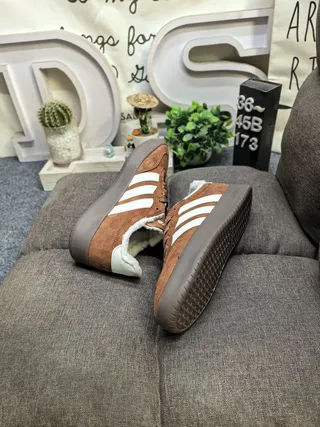 Adidas Beige Suede Shearling-Lined Lifestyle Sneakers