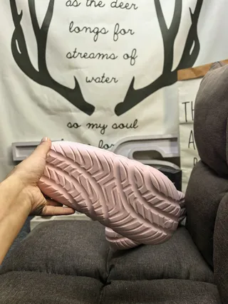 Pink Molded Foam Ribbed Strap Backless Slippers