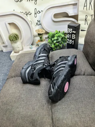 Adidas Gray Black Retro Runner Silhouette Mesh And Synthetic Overlays Chunky Sneakers