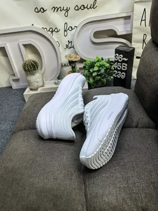 Adidas Dreamstrike White Running Shoes